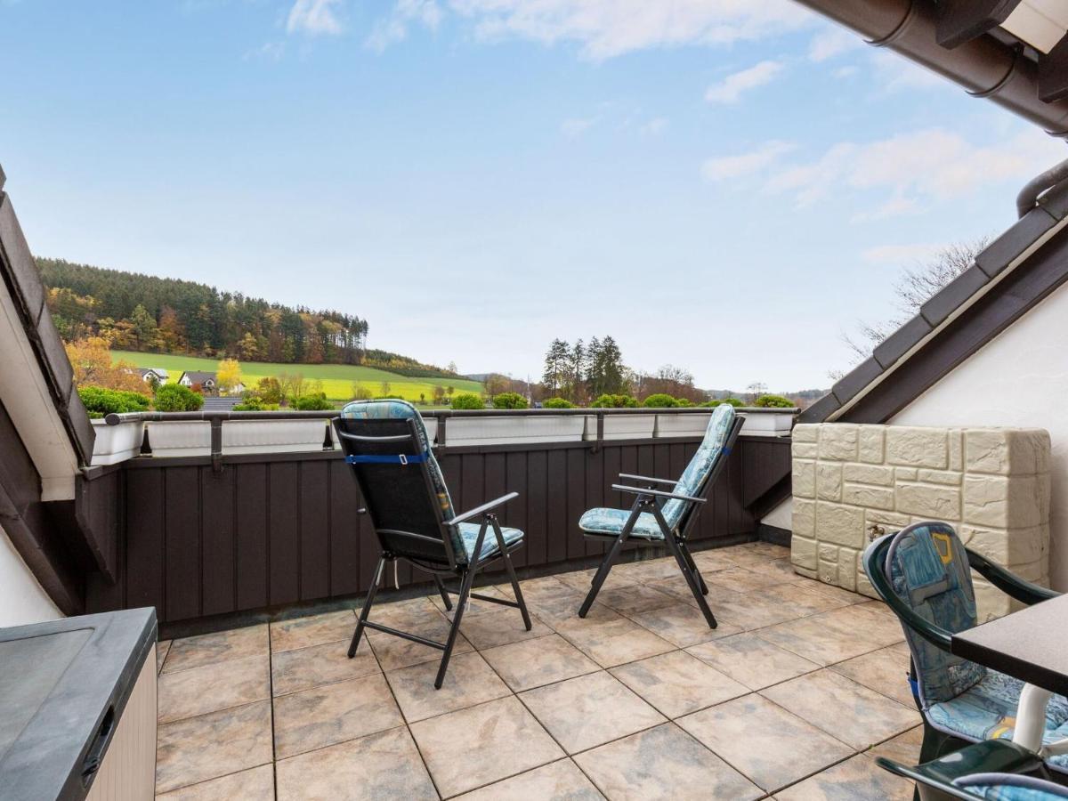 Apartment On The Edge Of The Forest Eslohe Esterno foto
