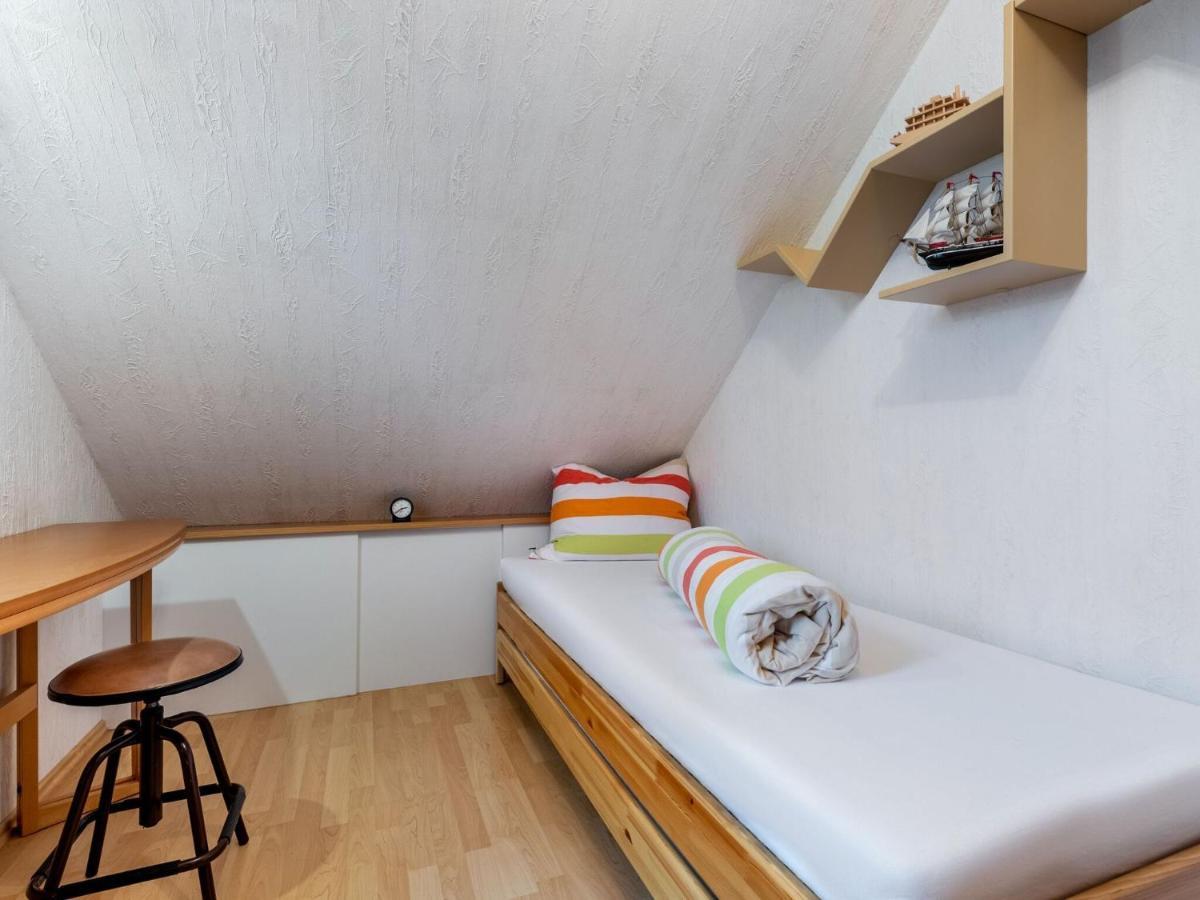 Apartment On The Edge Of The Forest Eslohe Esterno foto